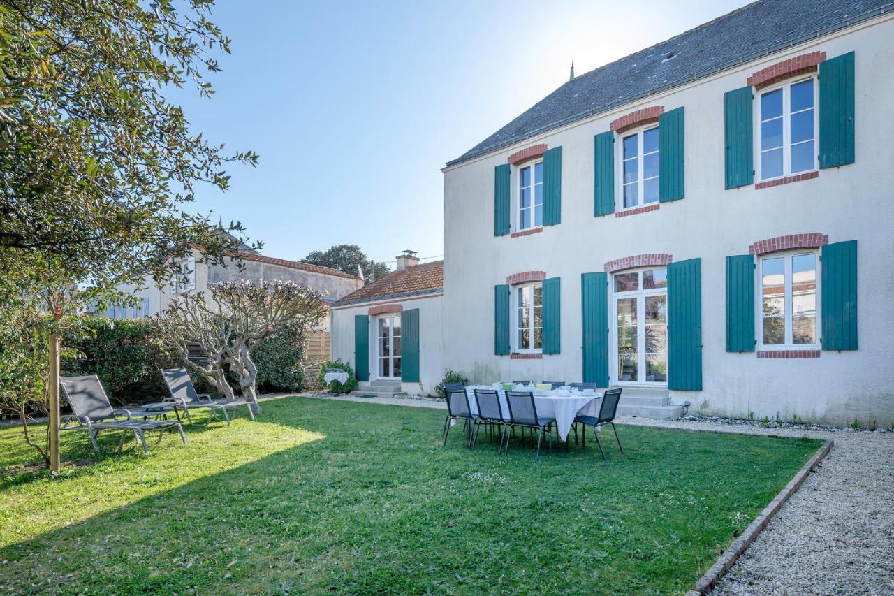 Demeure Familiale De Prefailles Pour 12 Personnes Villa Exterior foto
